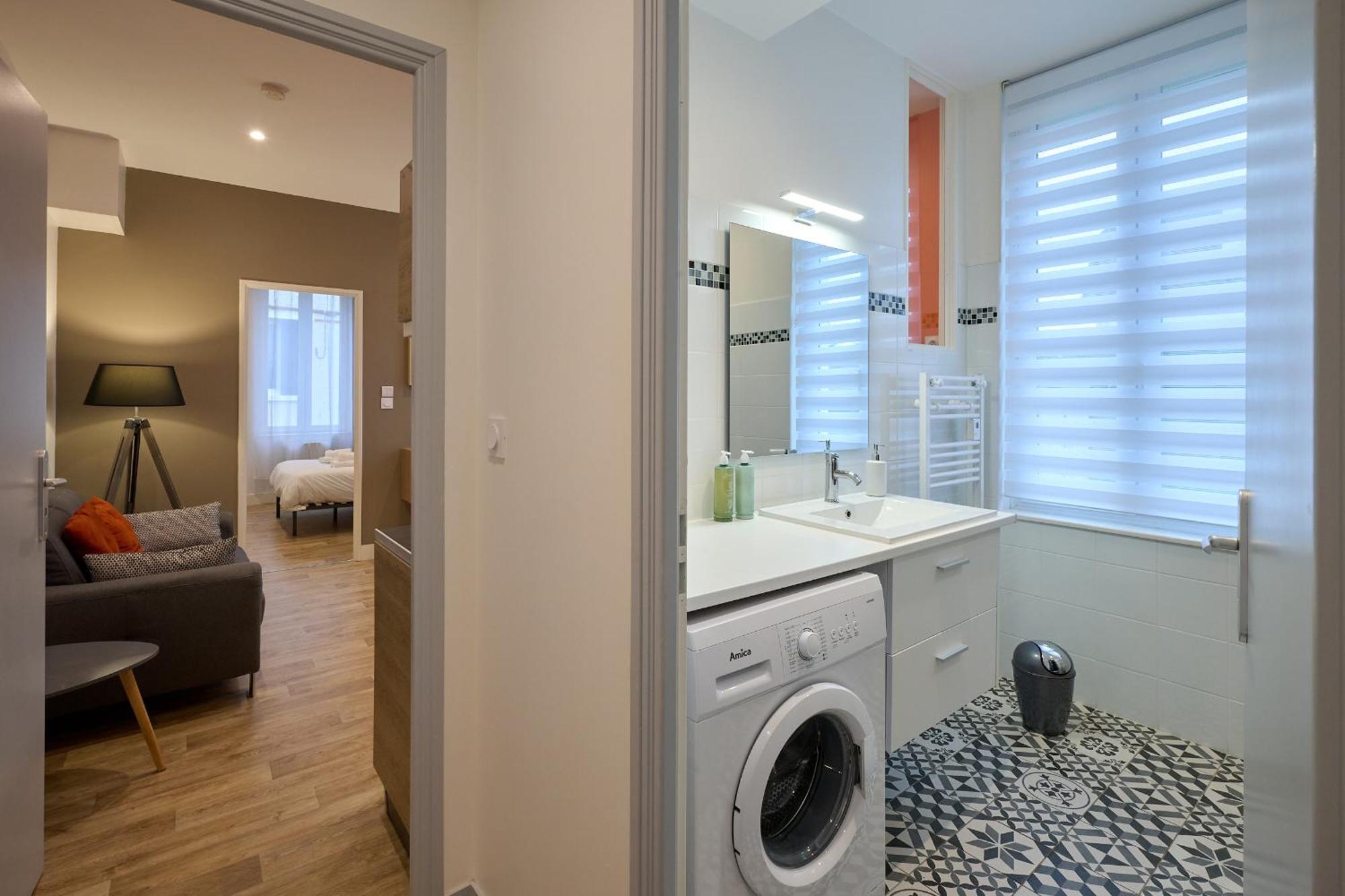 Le Faidherbe Style Appart' Hotel - Wifi Gratuit - Parking Gratuit Calme Et Lumineux Nevers Esterno foto