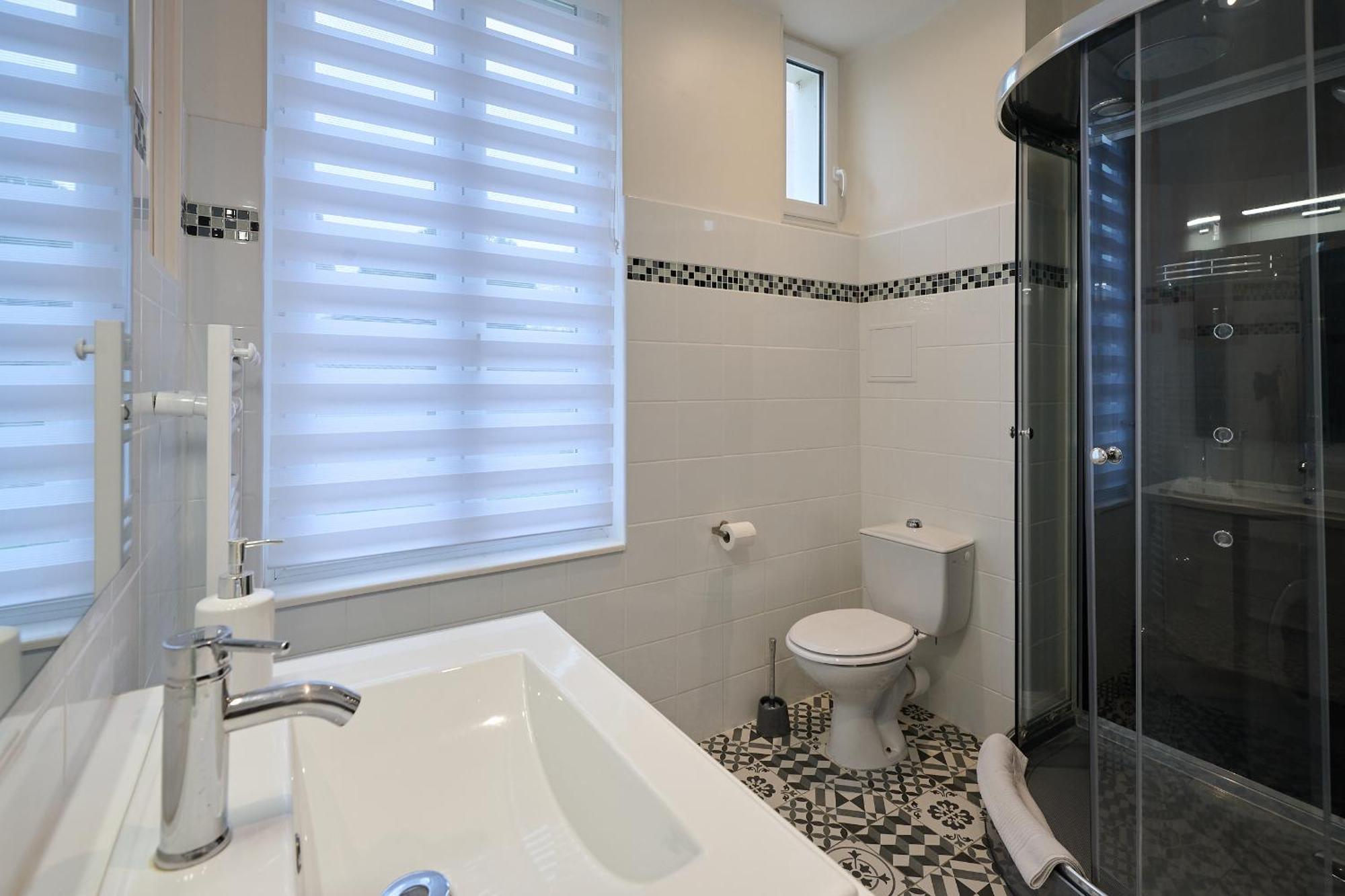Le Faidherbe Style Appart' Hotel - Wifi Gratuit - Parking Gratuit Calme Et Lumineux Nevers Esterno foto